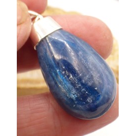 Pendentif moderne Cyanite bleue cabochon Pendentifs pierres naturelles PU60.1