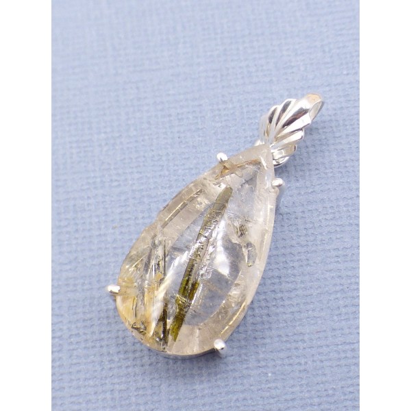 Pendentif Epidote sur Quartz forme goutte Pendentifs pierres naturelles PU96
