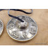 Tingshas tibétaines Signes Auspicieux argentées 7 cm Tingsha tibétaine cymbales TBDRA1