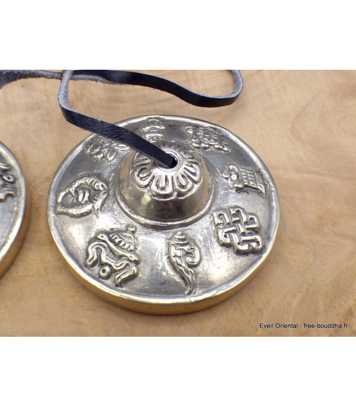 Tingshas tibétaines Signes Auspicieux argentées 7 cm Tingsha tibétaine cymbales TBDRA1