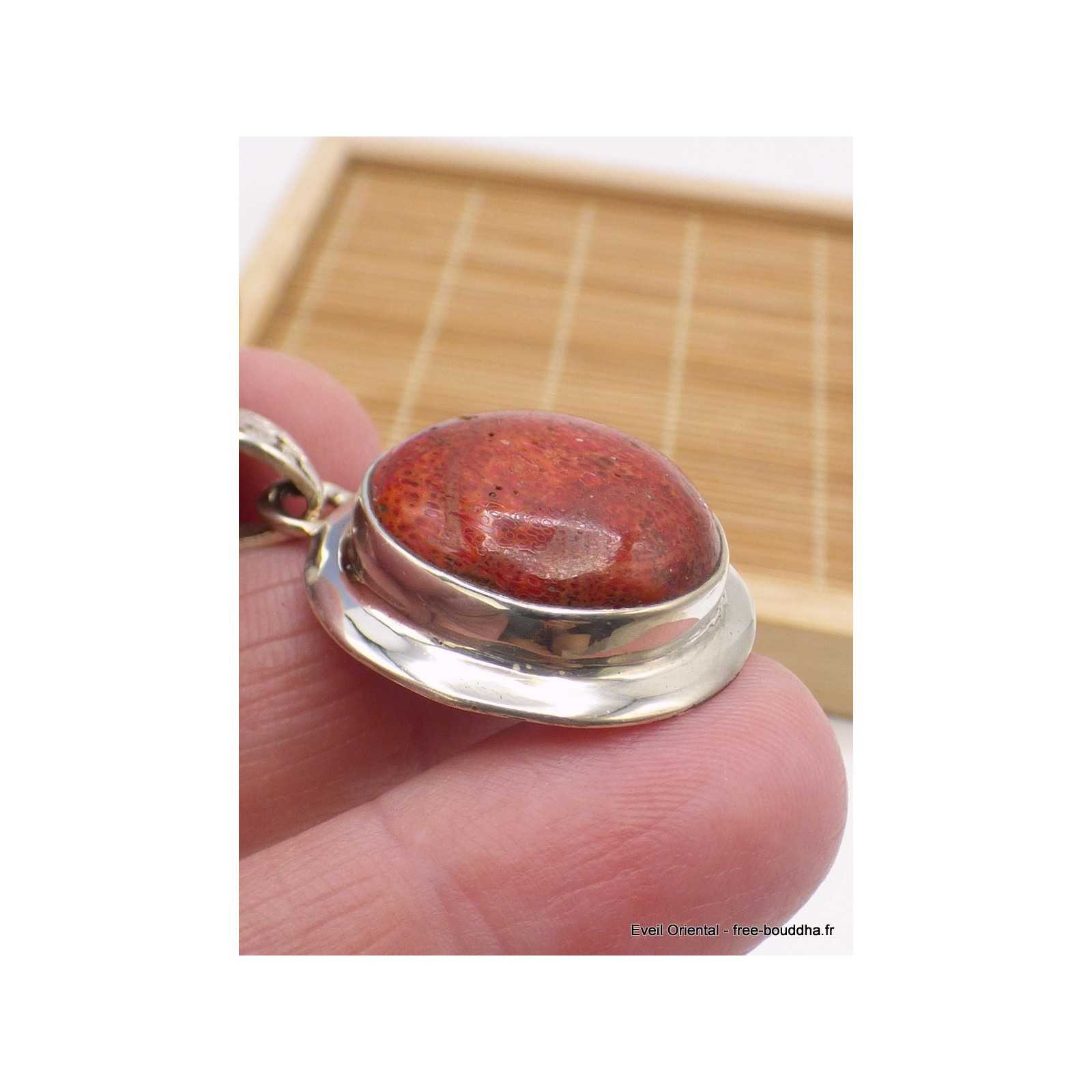 Pendentif Ancien Berbère En Argent Avec Corail - Pièce Ethnique Et Authentique