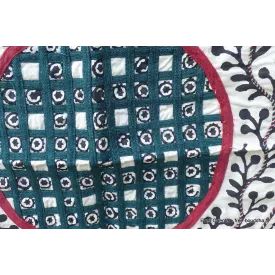Nappe tibétaine en coton brodé rouge bleu - Tenture murale bouddhiste, nappe