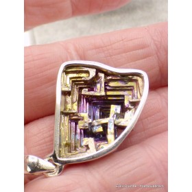 Pendentif Quartz Bismuth réticulé laboratoire Pendentifs pierres naturelles AW53