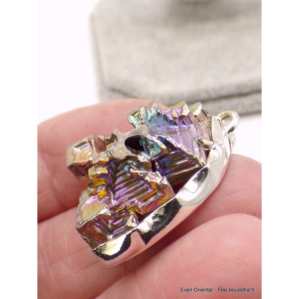 Pendentif Quartz Bismuth réticulé laboratoire Pendentifs pierres naturelles AW53