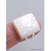 Bague Scolecite blanche carrée taille 53 Bijoux en Scolecite AW115.1