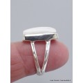 Bague Scolecite blanche carrée taille 53 Bijoux en Scolecite AW115.1