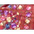 Châle népalais bordeau brodé fleurs - Châles en laine faits main