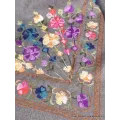 Châle femme Gris souris brodé fleurs - Châles en laine faits main