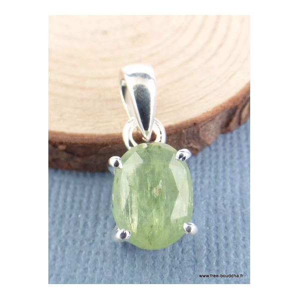 Pendentif Cyanite verte facettée Bijoux en Cyanite Verte PAC79
