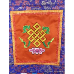 Tenture tibétaine brodée noeud infini divers coloris Tentures tibétaines Bouddha BRO6