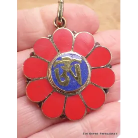 Bijou tibétain fleur imitation corail - Pendentifs tibétains bouddhistes