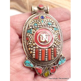 Gros pendentif bouddhiste Om – Métal, laiton et pierres du Népal