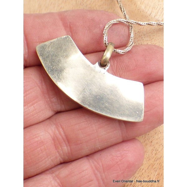 Pendentif tibétain Mantra de Chenrezi incurvé Bijoux tibetains bouddhistes FC11