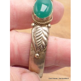 Bracelet tibétain en métal avec pierres onyx noir et vert.