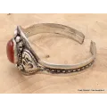 Bracelet tibétain bouddhiste Cornaline Om - Bracelets tibétains bouddhistes