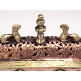 Brûleur d'encens tibétain Stupa Encens tibétains, accessoires BESTU1