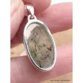 Pendentif Quartz Rutile noir sur Préhnite oval - Pendentifs pierres naturelles