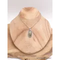 Pendentif Quartz Rutile noir sur Préhnite oval - Pendentifs pierres naturelles