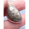 Pendentif en Pyrite plume forme libre Pendentifs pierres naturelles LAM75