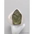 Chevalière bague Moldavite brute taille 53 Bijoux en Moldavite YM41.2-a