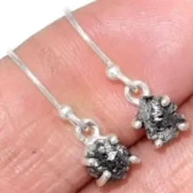 Boucles d'oreilles en Diamant brut serti griffes - Boucles d'oreilles en pierres naturelles