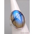 Bague Ovale Labradorite bleue taille 59 qualité AAA Bijoux en Labradorite Bleue XV87.10