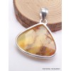 Pendentif triangulaire Ambre de la Baltique Bijoux en Ambre de la Baltique CWA19.2