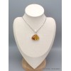 Pendentif triangulaire Ambre de la Baltique Bijoux en Ambre de la Baltique CWA19.2