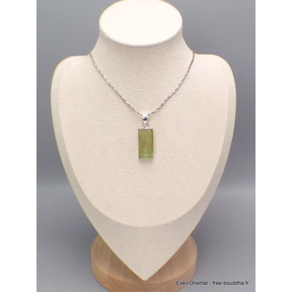 Pendentif en Cyanite verte brute serti griffes Bijoux en Cyanite Verte PAC13.5