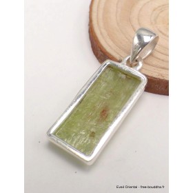 Pendentif en Cyanite verte brute serti clos Bijoux en Cyanite Verte PAC13.4