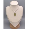 Pendentif en Cyanite verte brute serti clos Bijoux en Cyanite Verte PAC13.4-a