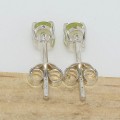 Boucles d'oreilles clous en péridot facetté Bijoux en Péridot CWA32