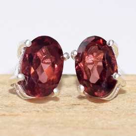 Clous D'oreilles En Or 18 Carats Avec Grenat - Occasion