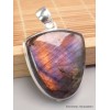 Pendentif Labradorite violette semi-oval Grade AAA Bijoux en Labradorite Violette CWA62.1