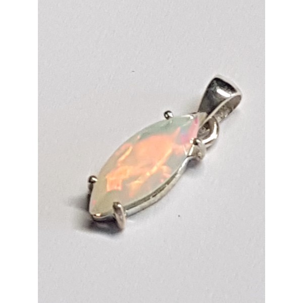 Opale ethiopienne Opale welo pendentif marquise qualité AAA Pendentifs pierres naturelles CWA64.6