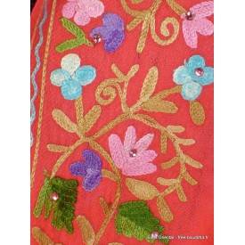 Grand châle rouge en laine fils et perles Pashminas laine et broderies NCT21