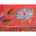 Grand châle rouge en laine fils et perles Pashminas laine et broderies NCT21