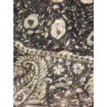 Châle népalais noir motifs cachemire 100 x 200 cm - Châle de méditation 100 x 200 cm
