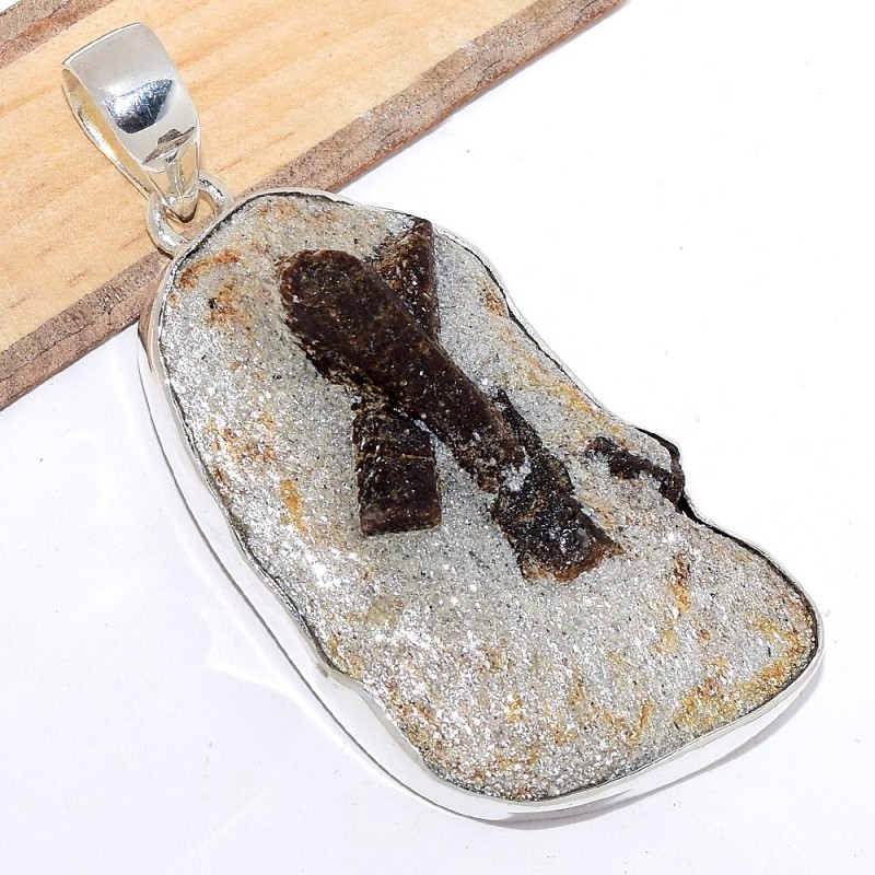 Grand Pendentif pierre Staurolite porte-bonheur Bijoux en Staurolite CWA96.2