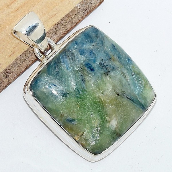 Pendentif Cyanite Mermaid carrée Bijoux en Cyanite Mermaid Sirène CWA107.1