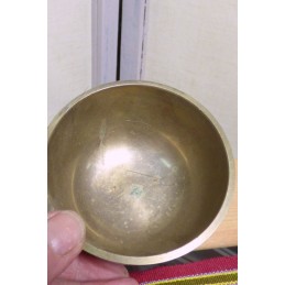 Petit bol tibétain 8,3 cm chakra frontal Bols tibétains 7 métaux BOLA81