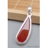 Pendentif Cornaline facettée forme libre Bijoux en Cornaline PU76.2