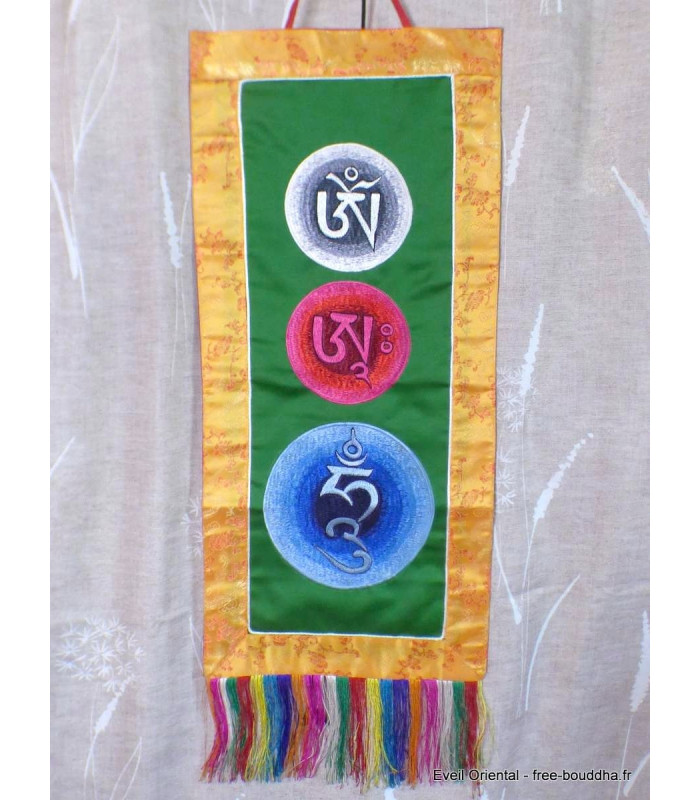 Tenture bouddhiste Om Ah Hung vert olive Tentures tibétaines Bouddha OAH8