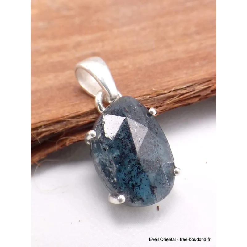 Pendentif Cyanite mousse bleu sarcelles - Pendentifs pierres naturelles