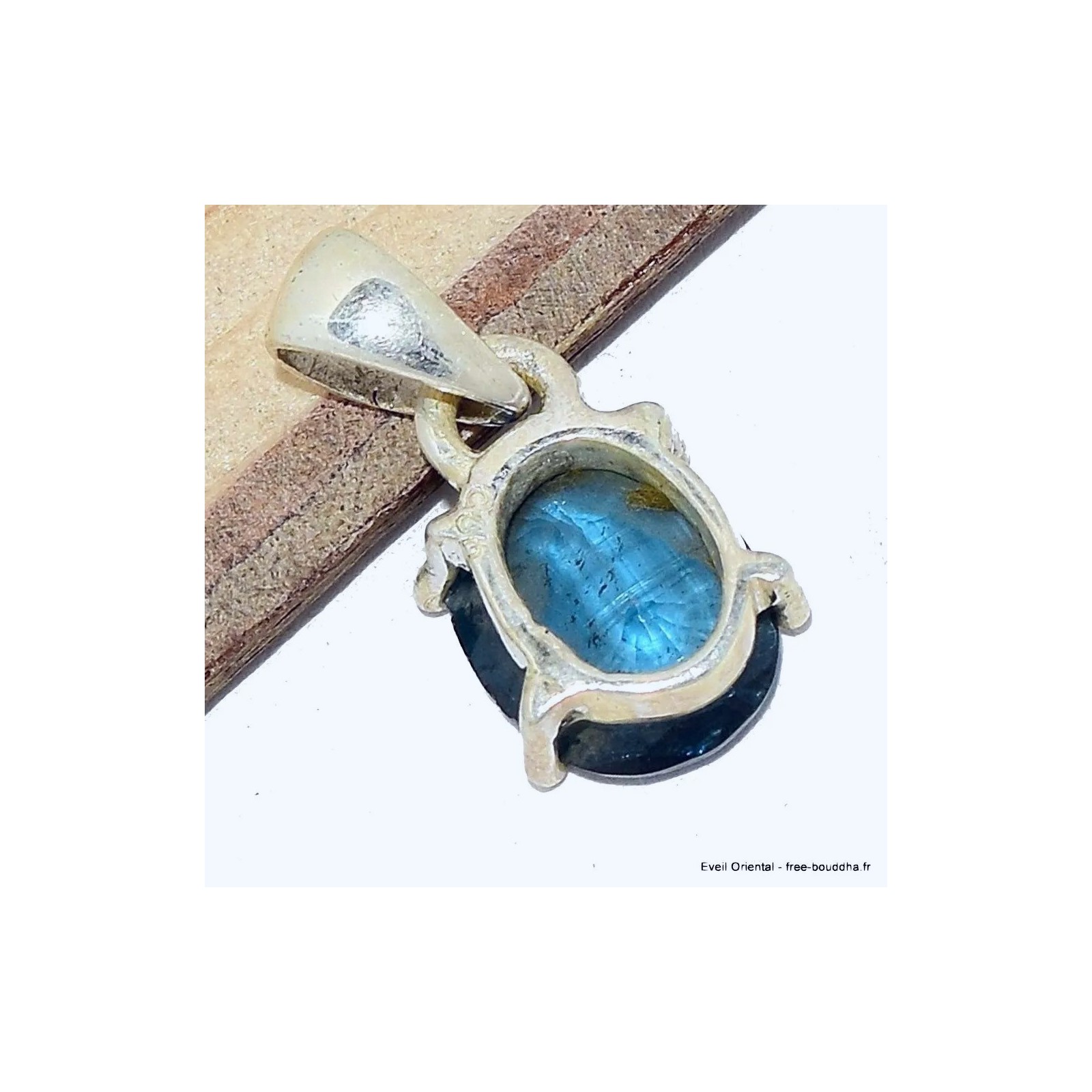 Pendentif Cyanite Sur Argent 925 - Pierre Bleue Ronde - Occasion