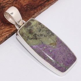 Pendentif Stichite sur Serpentine rectangulaire Bijoux en Stichtite BK10.2