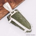 Pendentif en authentique Moldavite serti griffes Bijoux en Moldavite BK18.9