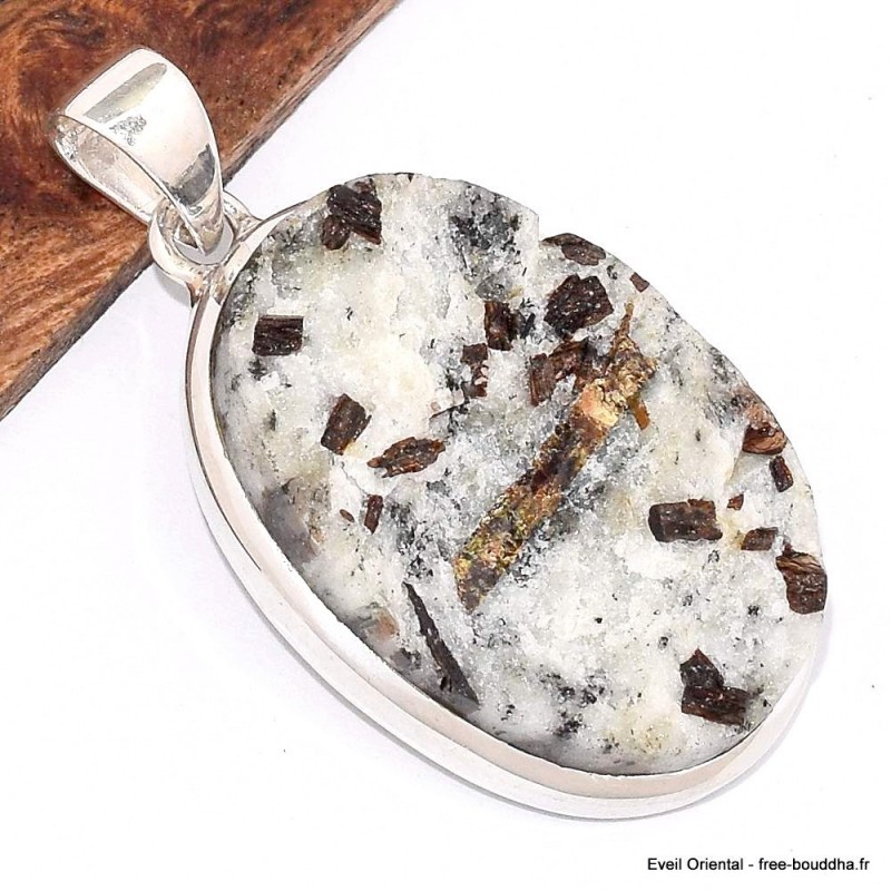 Gros Pendentif oval en Astrophyllite brute  