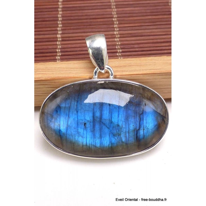 Pendentif oval Labradorite bleue grade AAA 