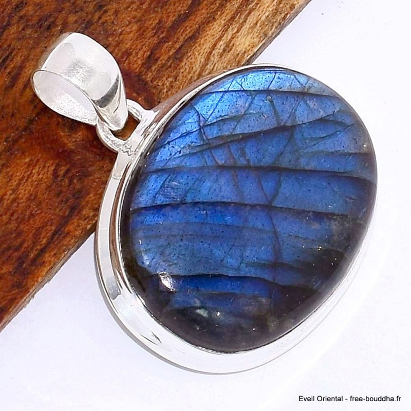 Pendentif oval Labradorite bleue grade AAA 